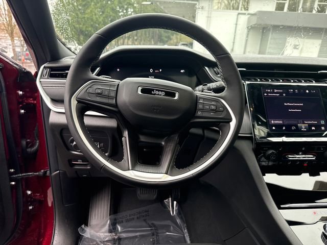 New 2026 Jeep Grand Cherokee Laredo image 17