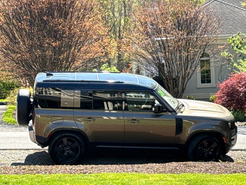 Used 2020 Land Rover Defender 110 S image 54