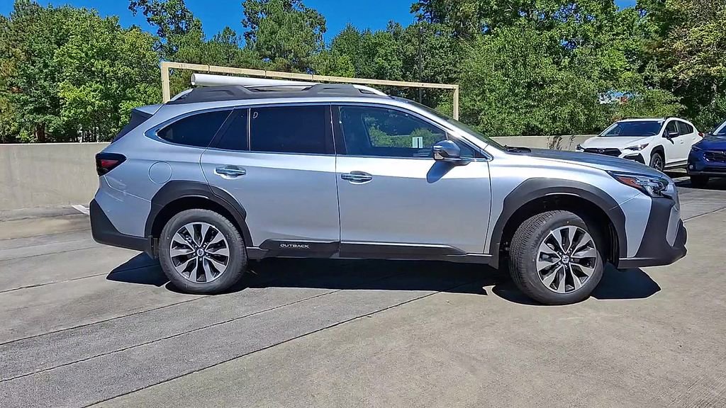 New 2025 Subaru Outback Touring w/ Popular Package #2 image 9