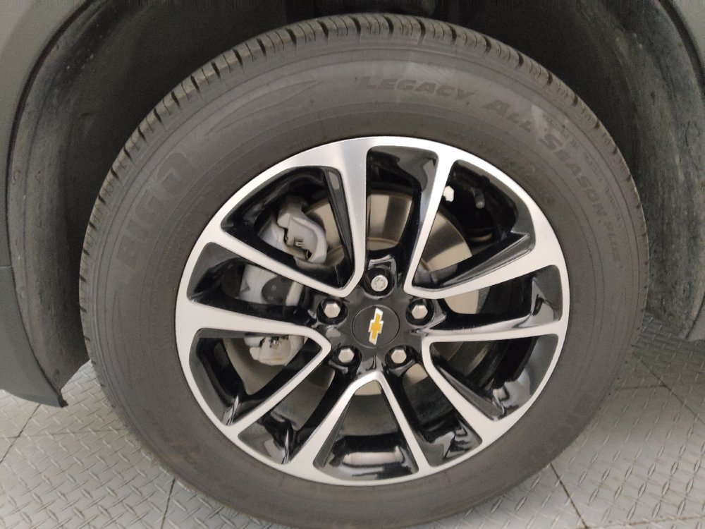 Used 2024 Chevrolet TrailBlazer LT AWD/4WD image 31