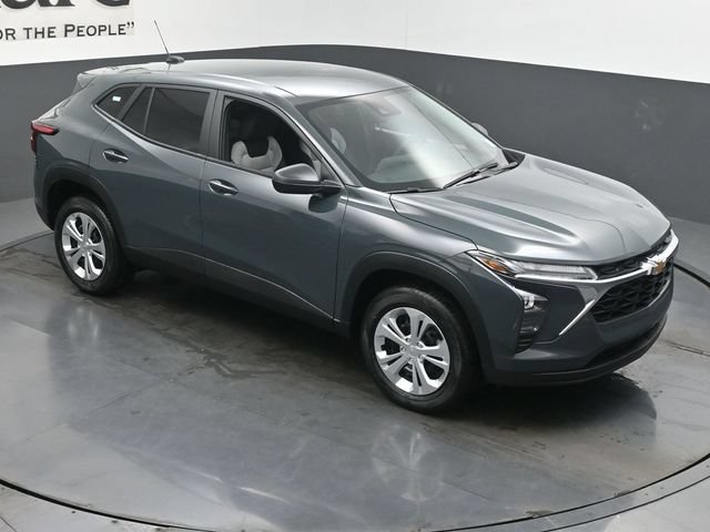 New 2026 Chevrolet Trax LS FWD image 26