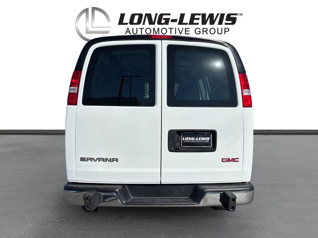 Used 2024 GMC Savana 2500 w/ Driver Convenience Package image 5
