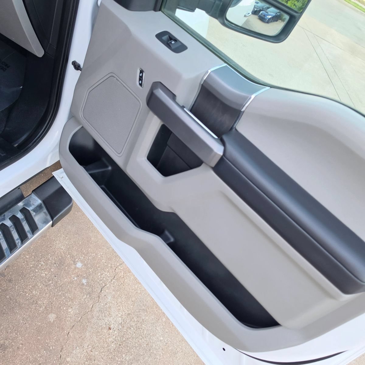 Used 2019 Ford F250 XLT w/ XLT Premium Package AWD/4WD image 18