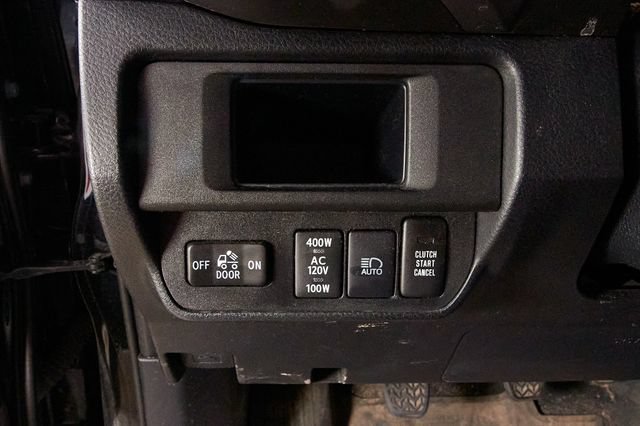 Used 2019 Toyota Tacoma TRD Off-Road w/ TRD Premium Off Road Package AWD/4WD image 14