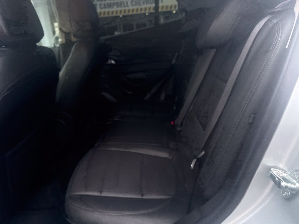 Used 2017 Buick Encore Essence AWD/4WD image 36