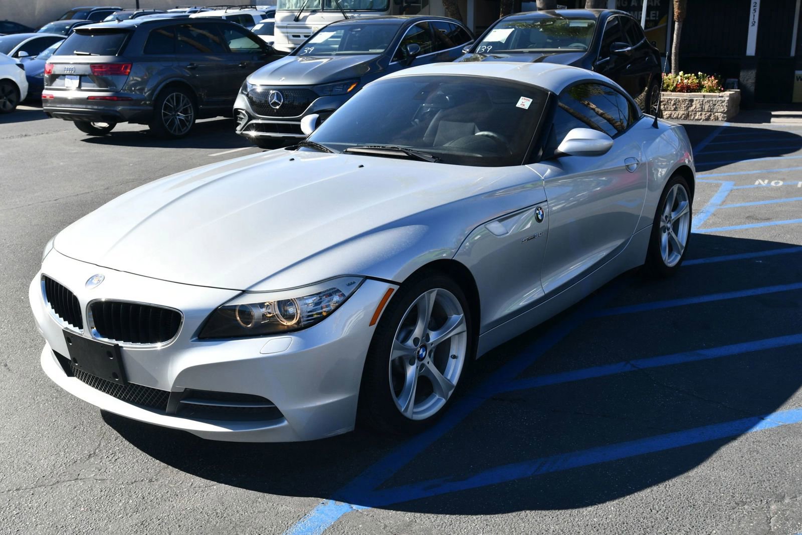 Used 2011 BMW Z4 sDrive30i w/ Premium Pkg image 3