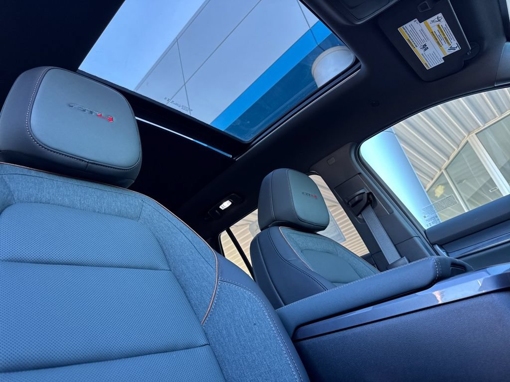 New 2027 GMC Terrain AT4 w/ LPO, Black Badging Package AWD/4WD image 16