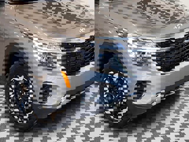 Used 2025 Kia Seltos S image 30