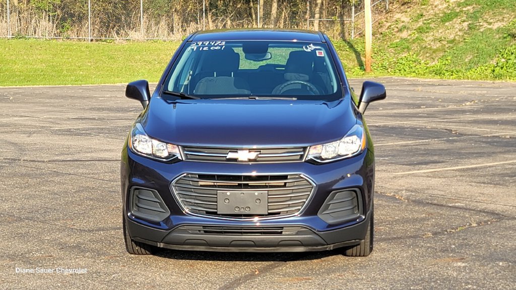 Used 2019 Chevrolet Trax LS FWD image 4