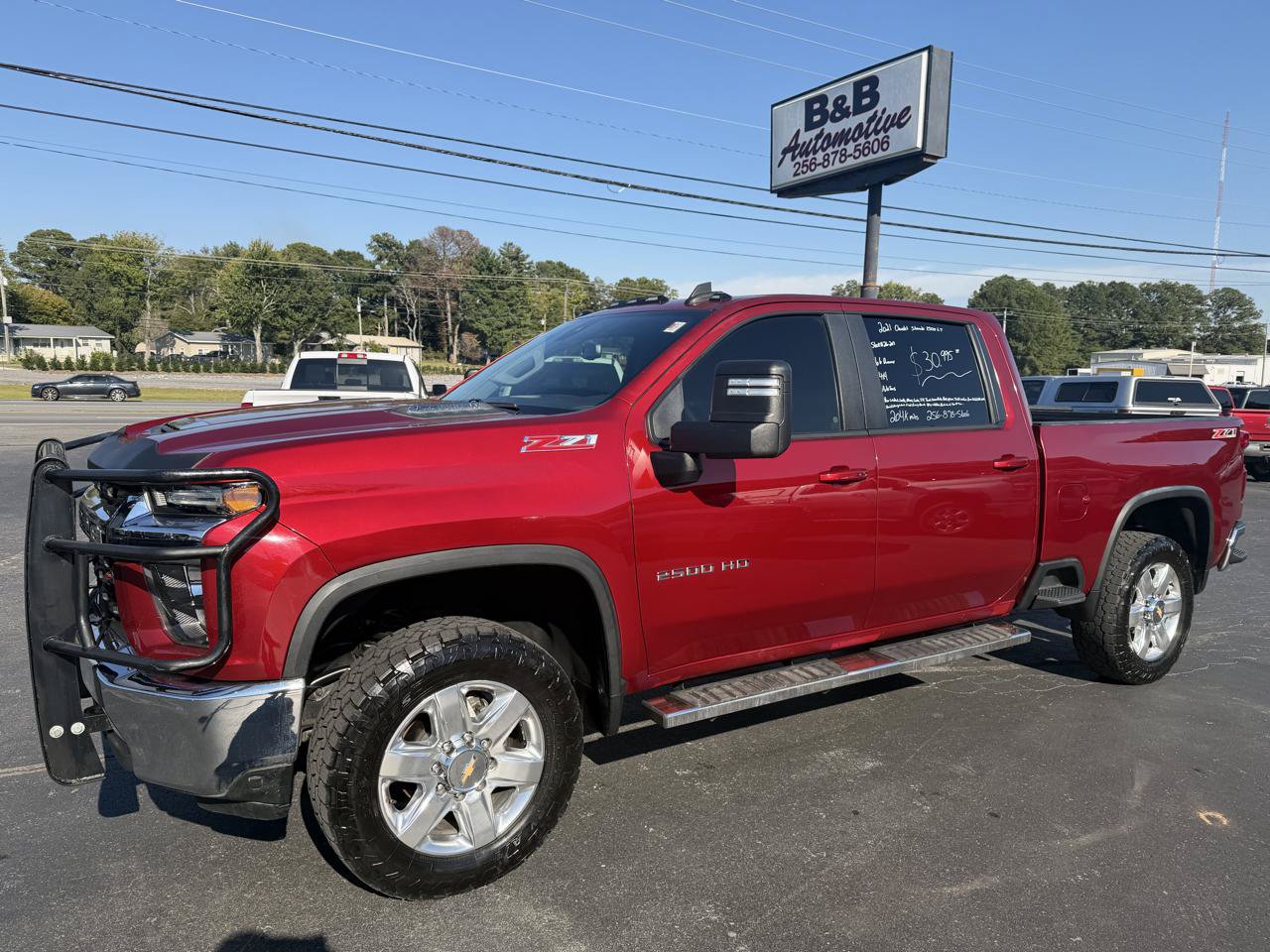 Used 2021 Chevrolet Silverado 2500 LT w/ Convenience Package AWD/4WD image 1