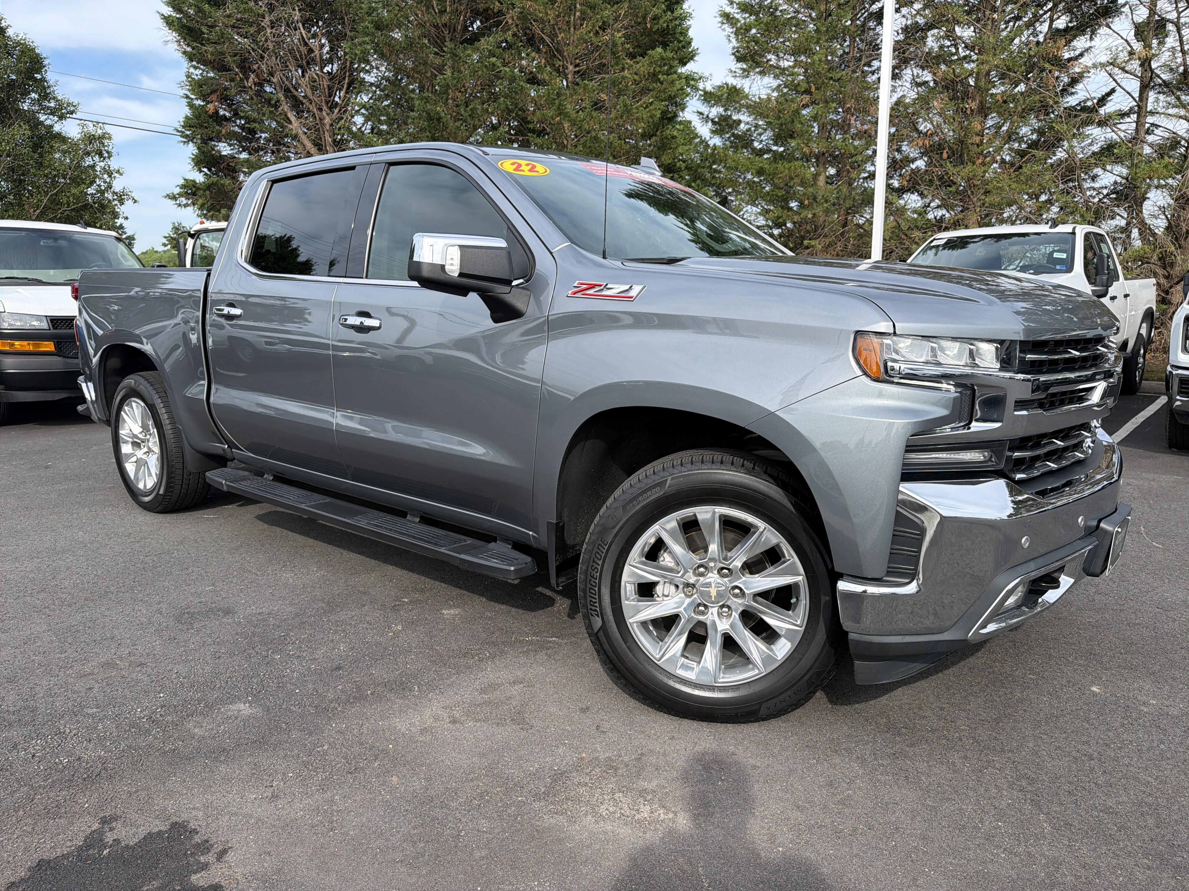 Used 2022 Chevrolet Silverado 1500 LTZ w/ LTZ Premium Package AWD/4WD image 2