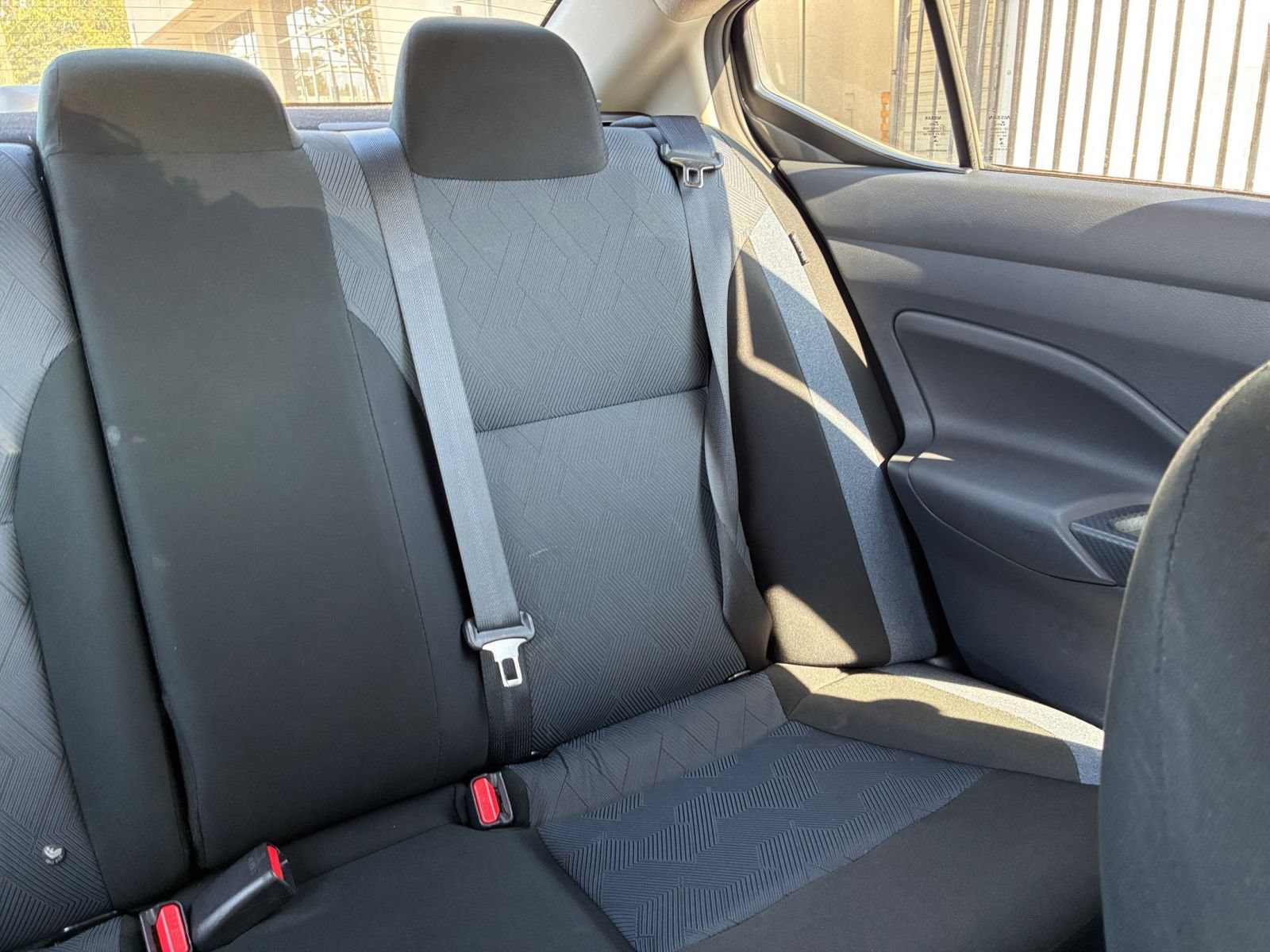Used 2025 Nissan Versa SV FWD image 34
