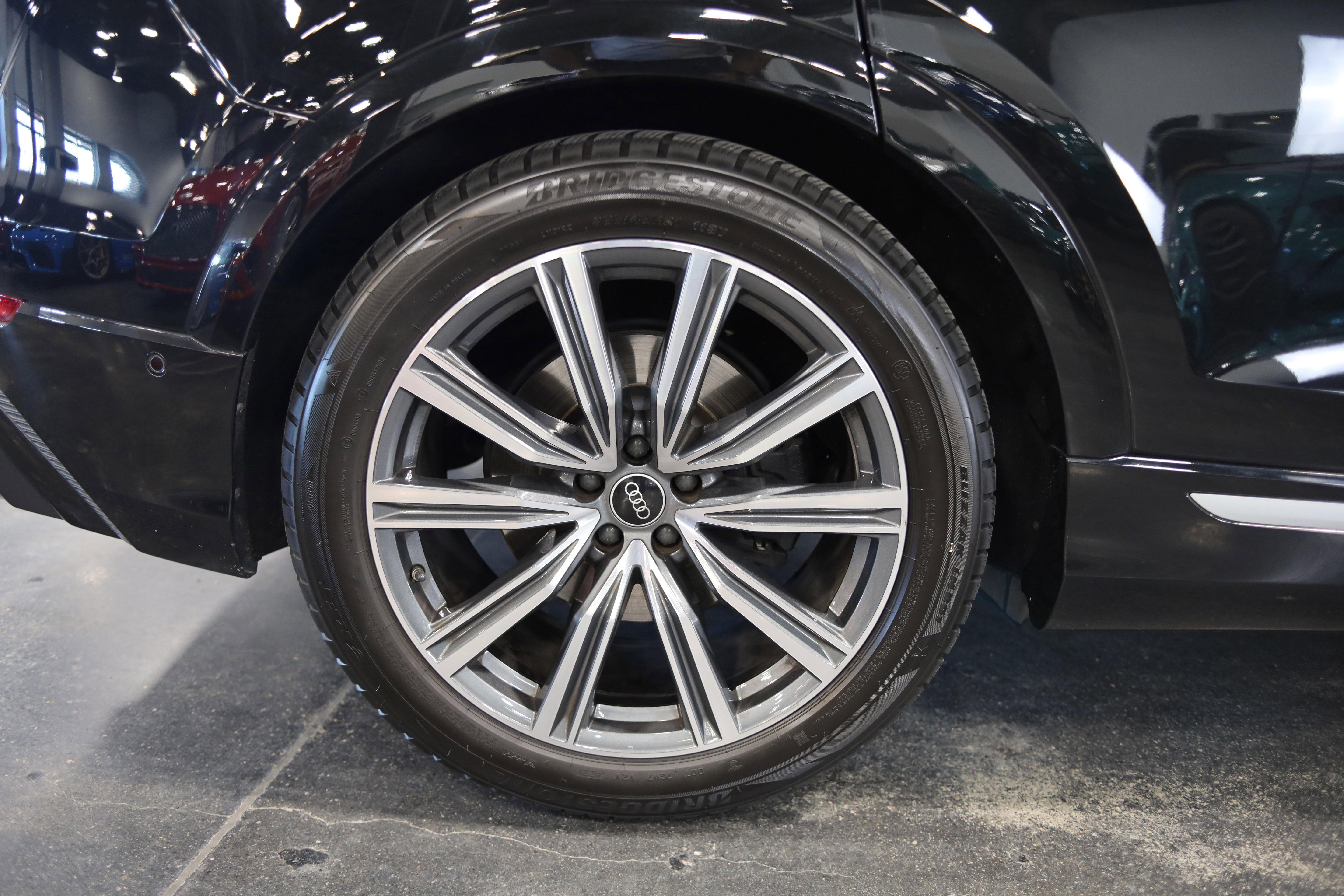 Used 2022 Audi SQ8 Premium Plus image 11