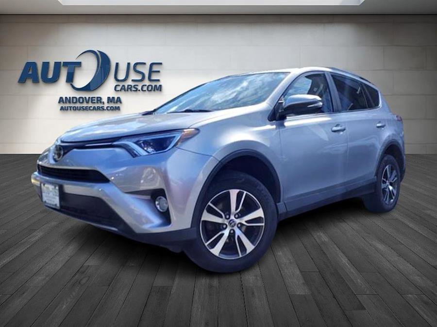 Used 2018 Toyota RAV4 XLE image 1