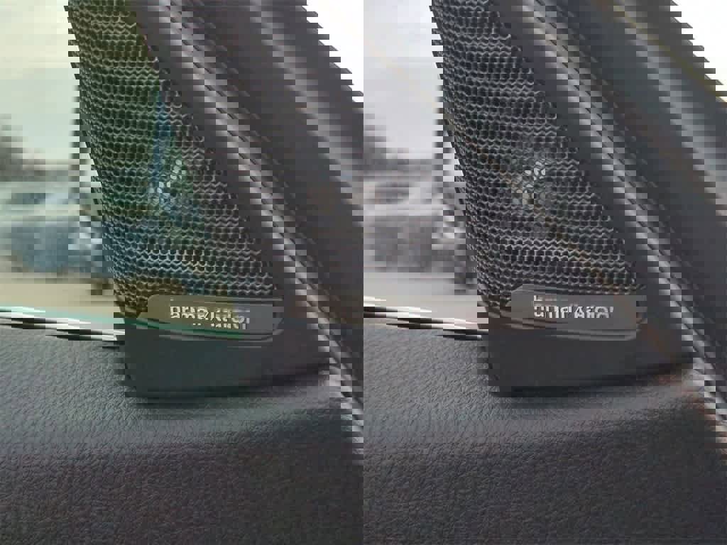 Used 2020 BMW 430i xDrive Convertible w/ Convenience Package image 21