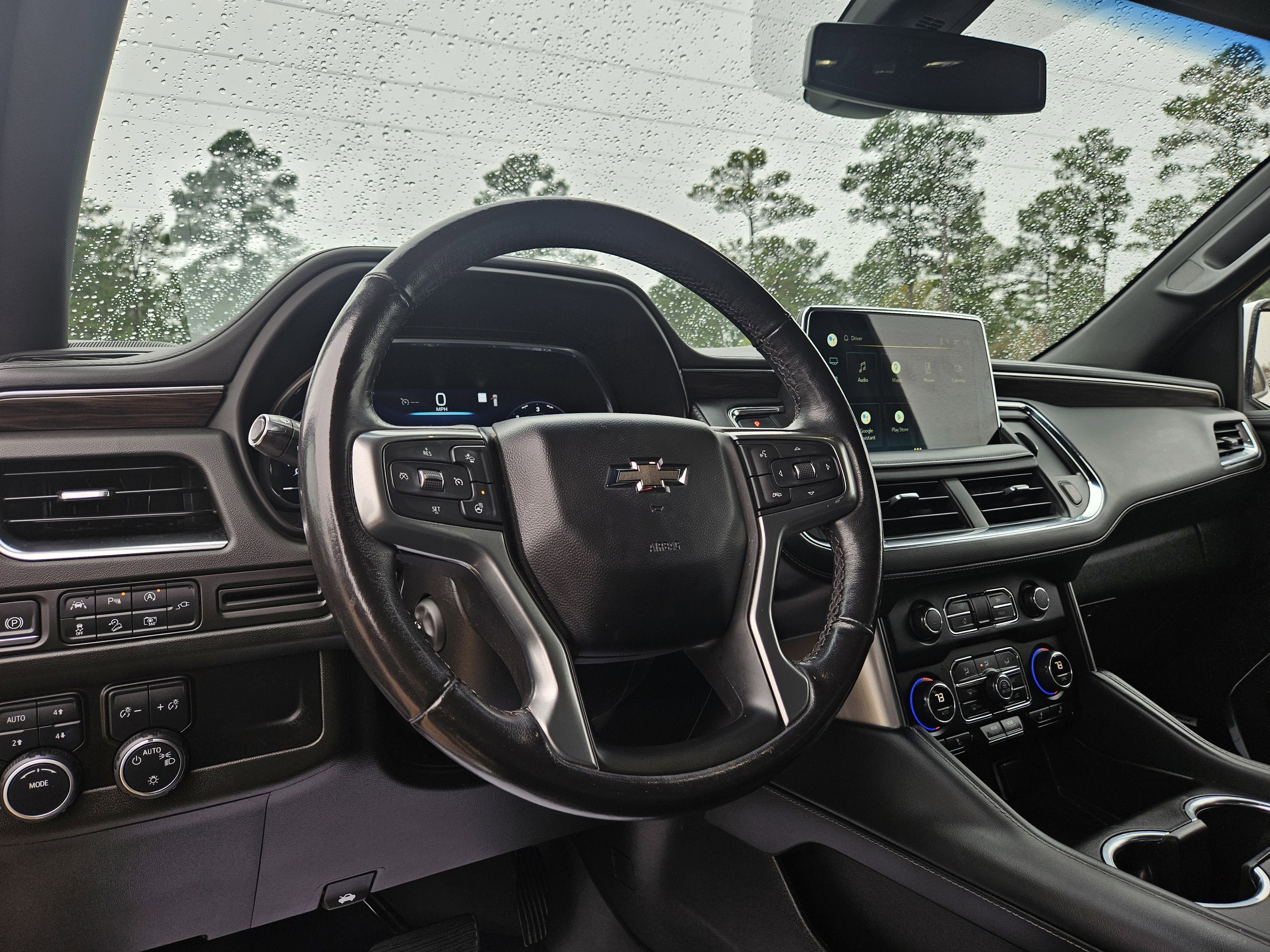 Used 2022 Chevrolet Tahoe Z71 w/ Luxury Package AWD/4WD image 13