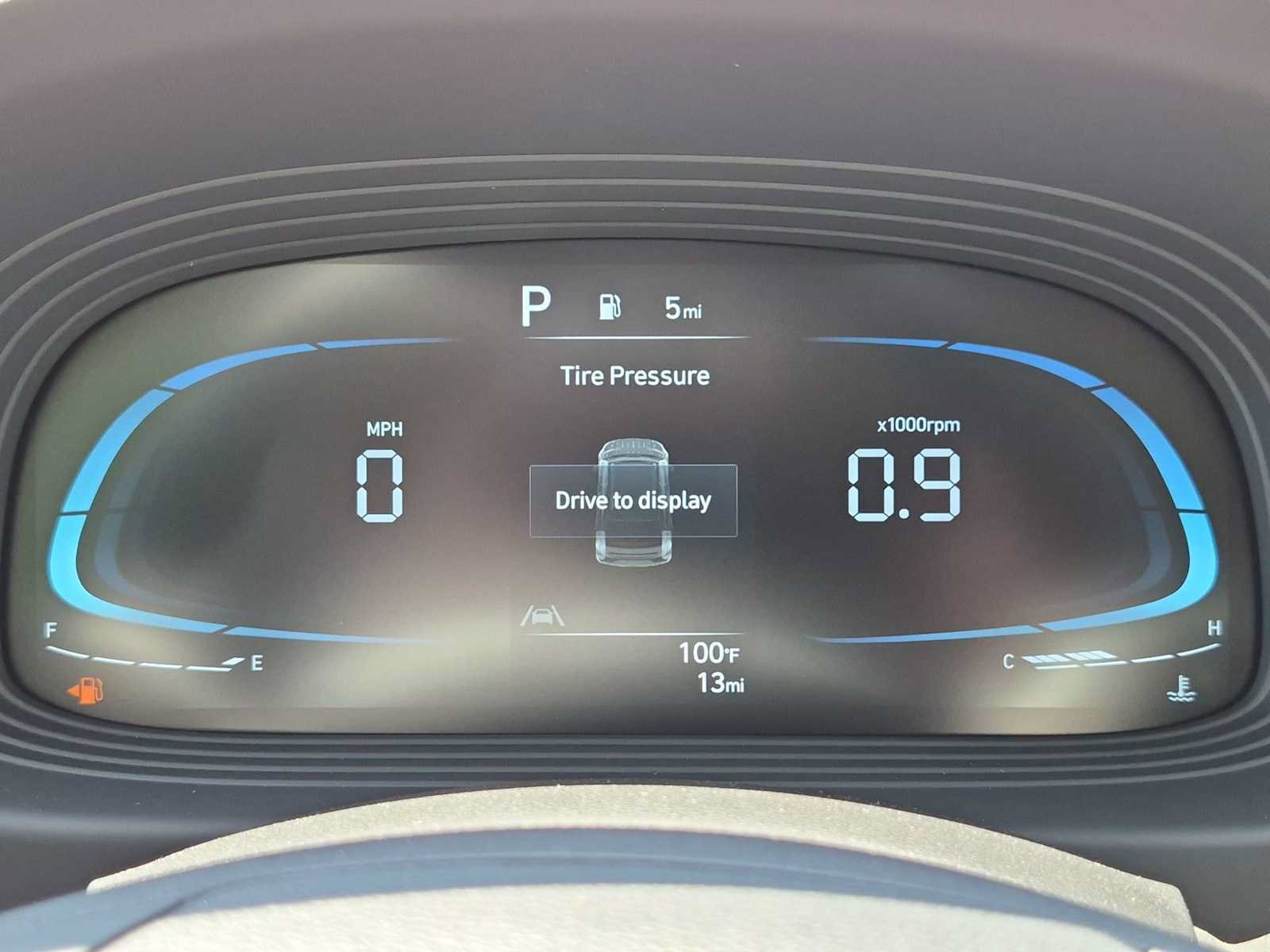 New 2026 Hyundai Venue SEL FWD image 31