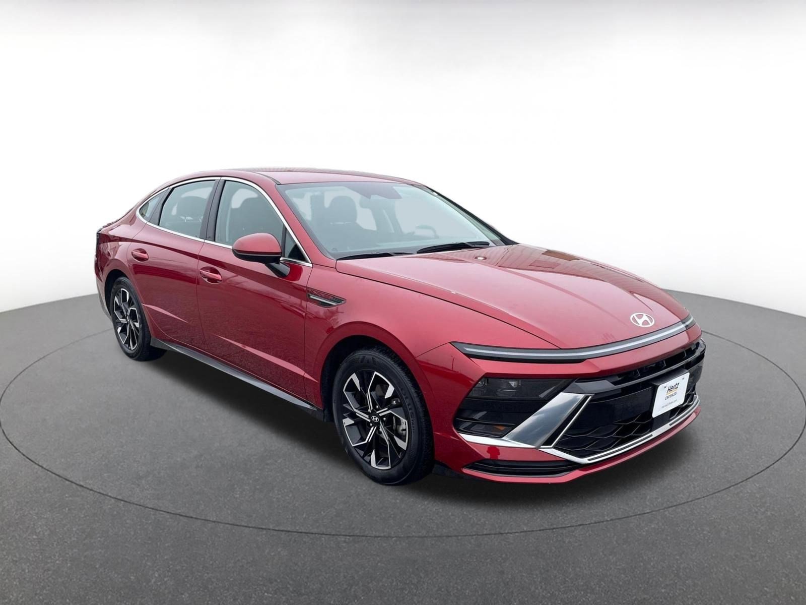 Used 2025 Hyundai Sonata SEL image 1