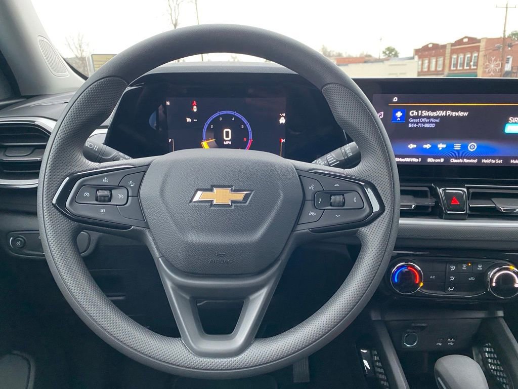 New 2026 Chevrolet TrailBlazer LT w/ Driver Confidence Package FWD image 11