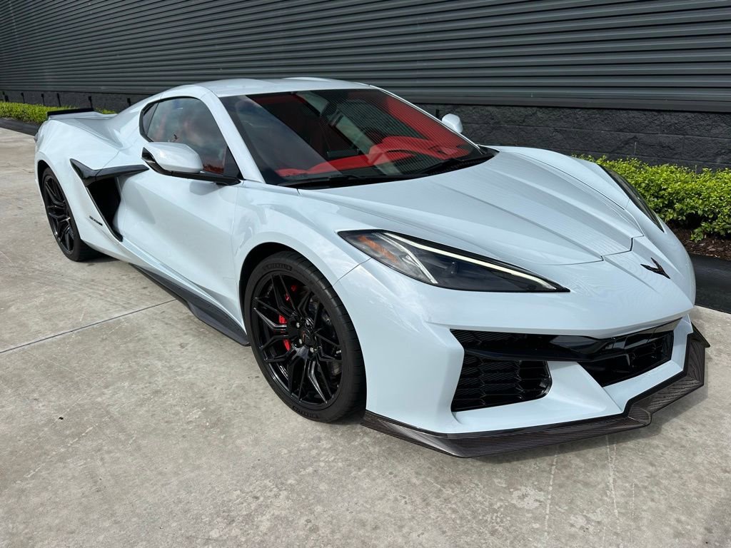 Used 2023 Chevrolet Corvette Z06 image 12