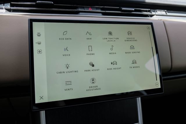 New 2026 Land Rover Range Rover SE AWD/4WD image 46