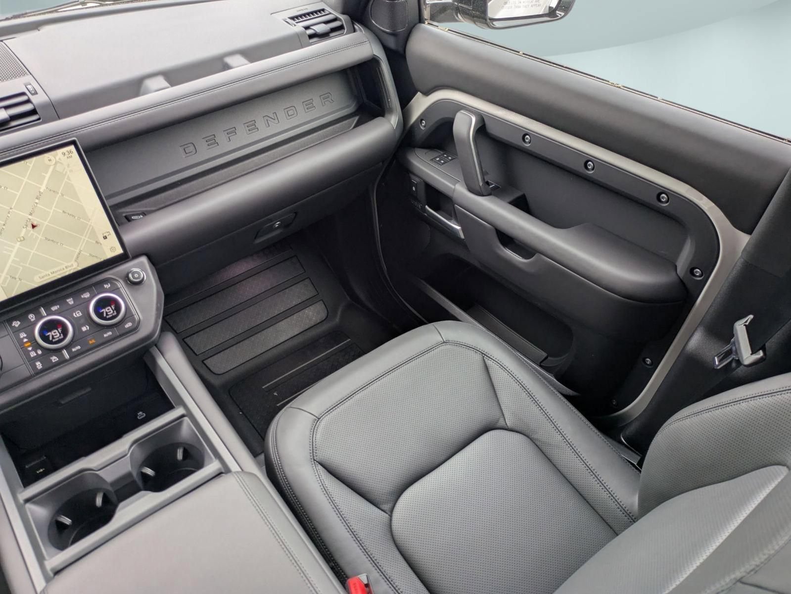 New 2026 Land Rover Defender 110 X-Dynamic SE AWD/4WD image 28