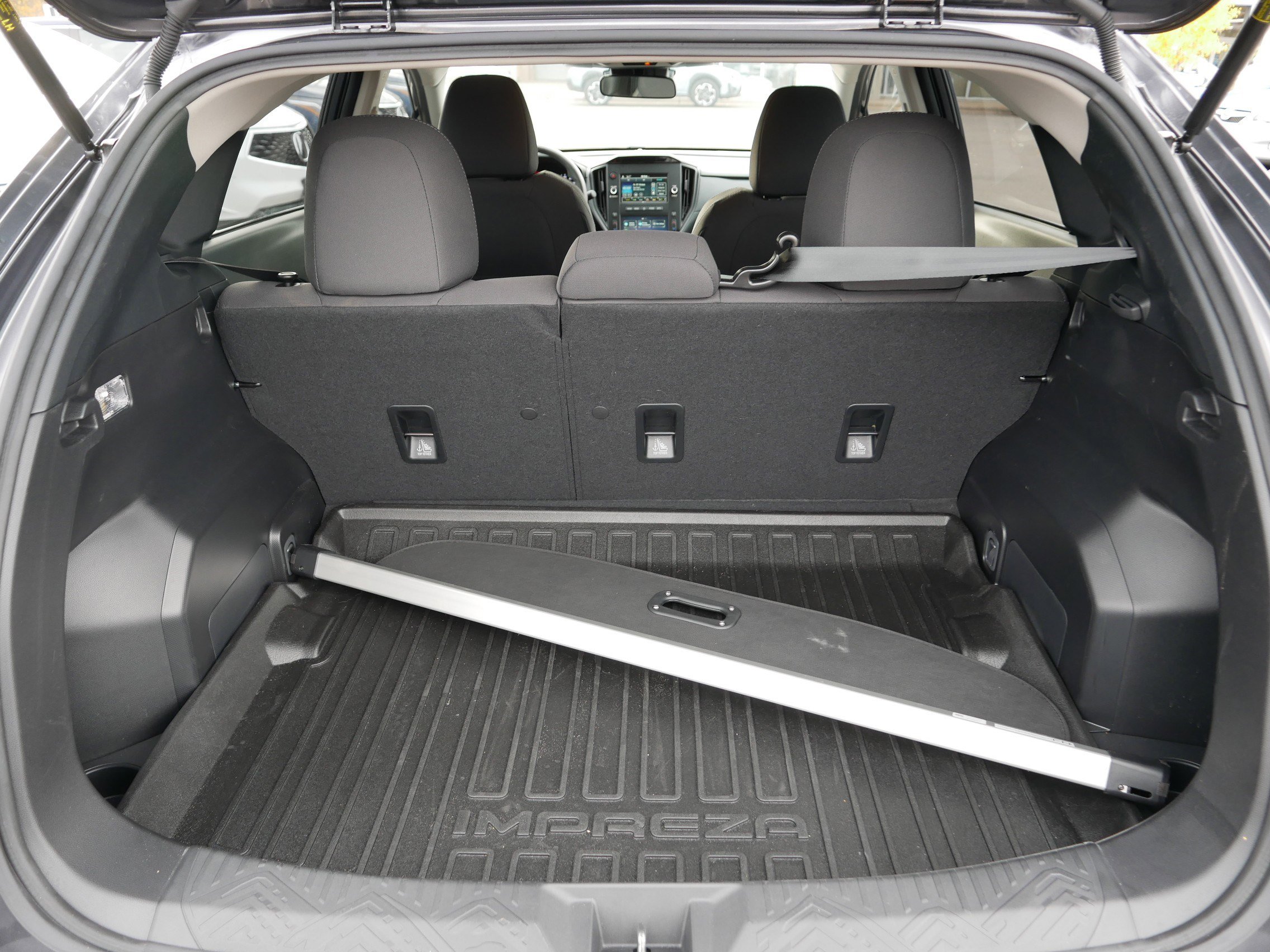 Used 2025 Subaru Impreza 2.0i image 18