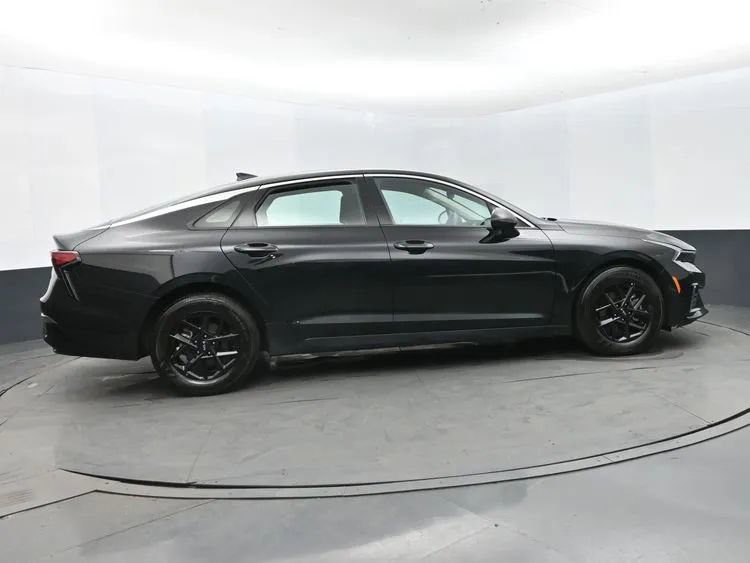 Used 2025 Kia K5 LXS image 4
