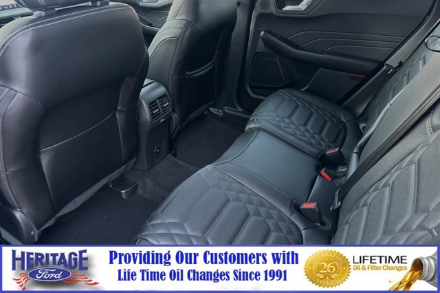 New 2024 Ford Escape SE w/ PHEV Premium Package FWD image 9