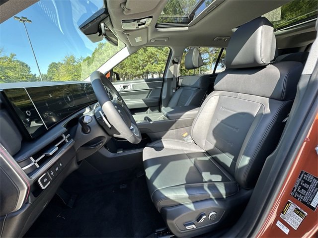 Used 2025 Hyundai Santa Fe Limited image 11