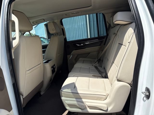 Used 2022 GMC Yukon XL Denali AWD/4WD image 22