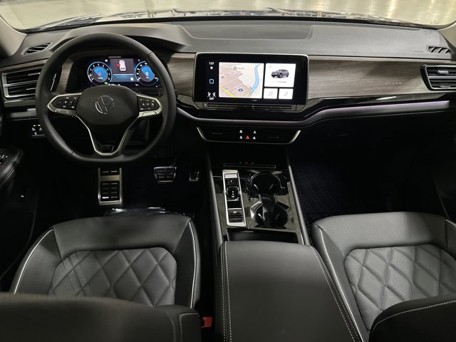 New 2026 Volkswagen Atlas SEL Premium R-Line image 26