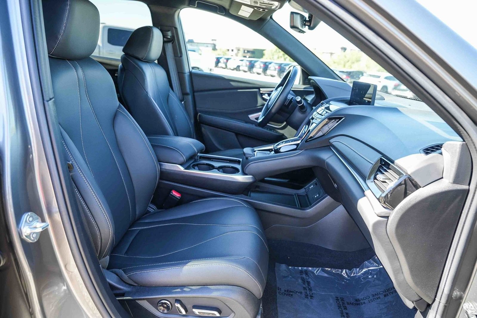 Used 2025 Acura RDX SH-AWD image 16