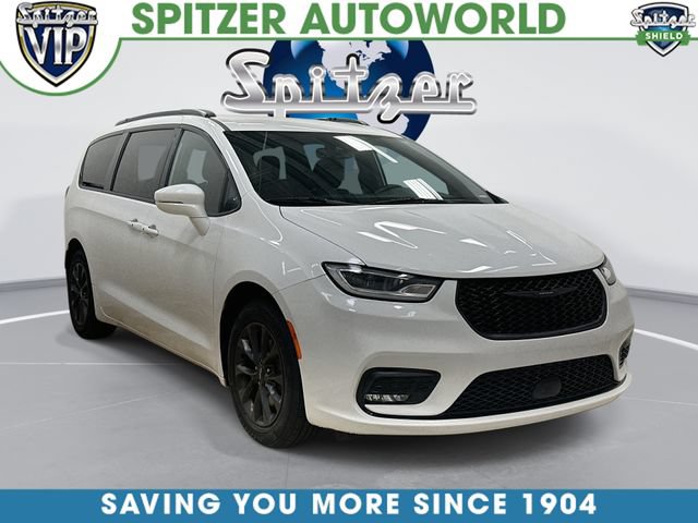 Used 2021 Chrysler Pacifica Touring w/ S Appearance Package FWD video 1