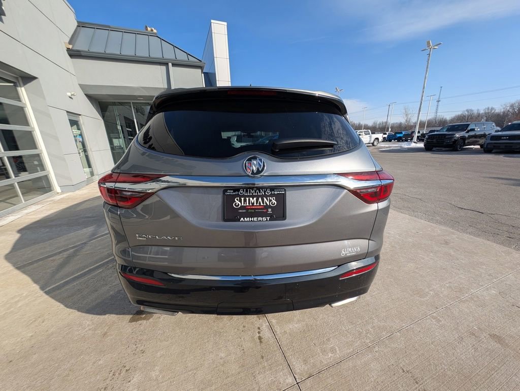 Used 2021 Buick Enclave Essence w/ Sound and Sites Package AWD/4WD image 12