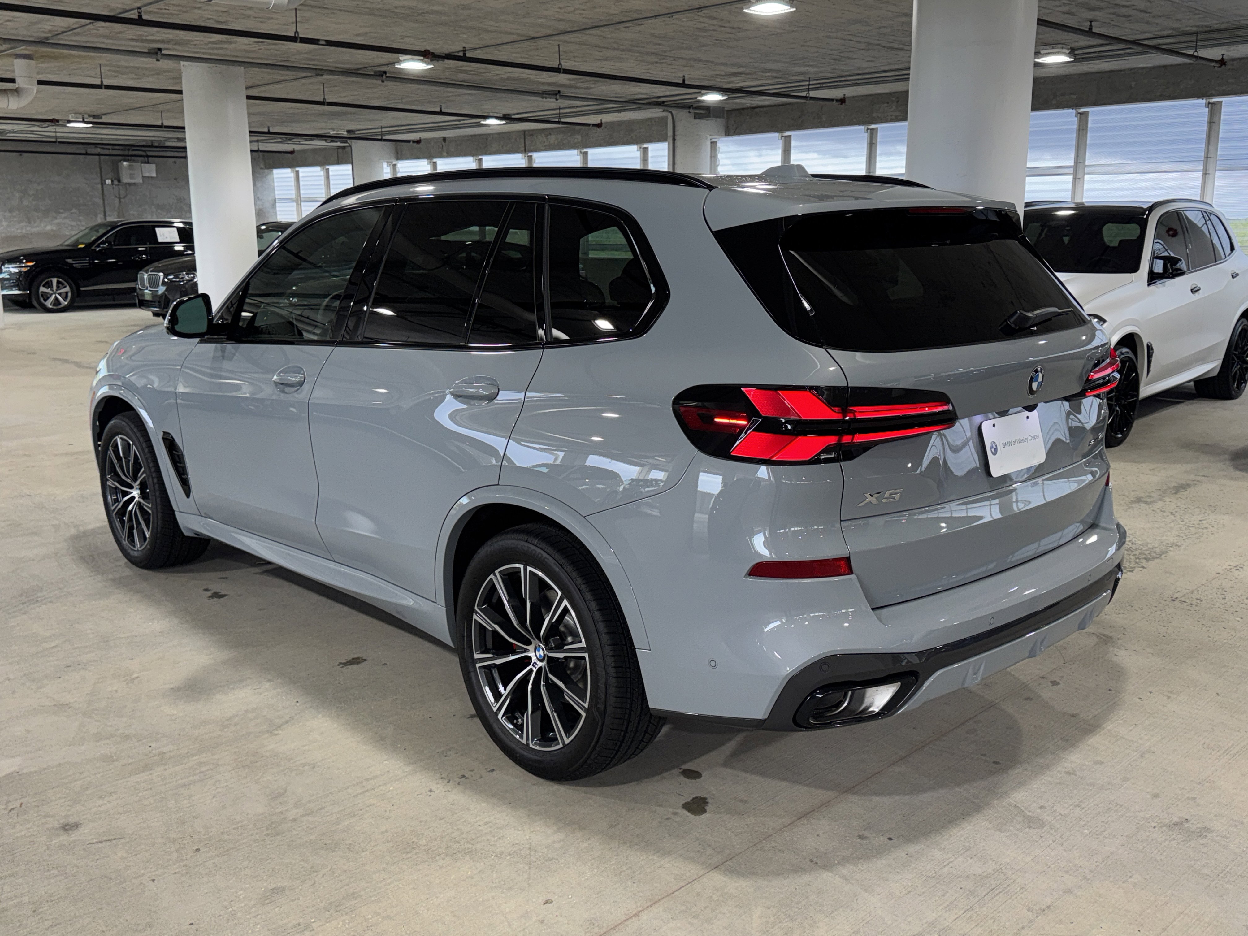 New 2026 BMW X5 sDrive40i w/ M Sport Package image 5