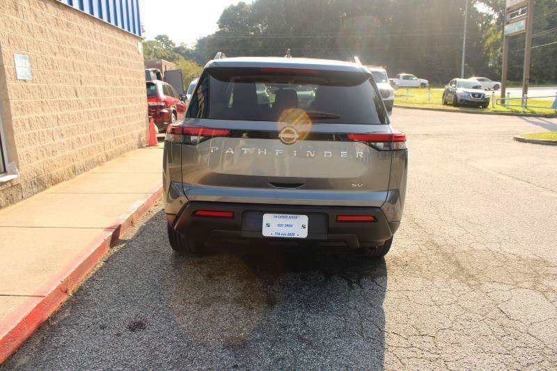Used 2023 Nissan Pathfinder SV w/ Cargo Package FWD image 5