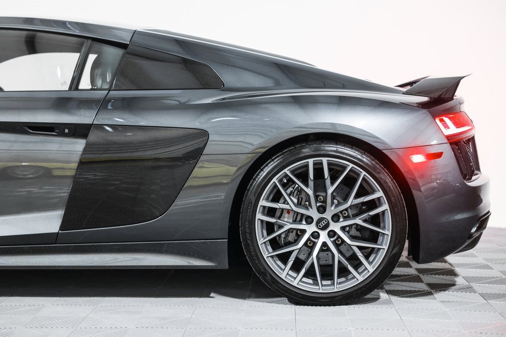 Used 2017 Audi R8 V10 plus image 14