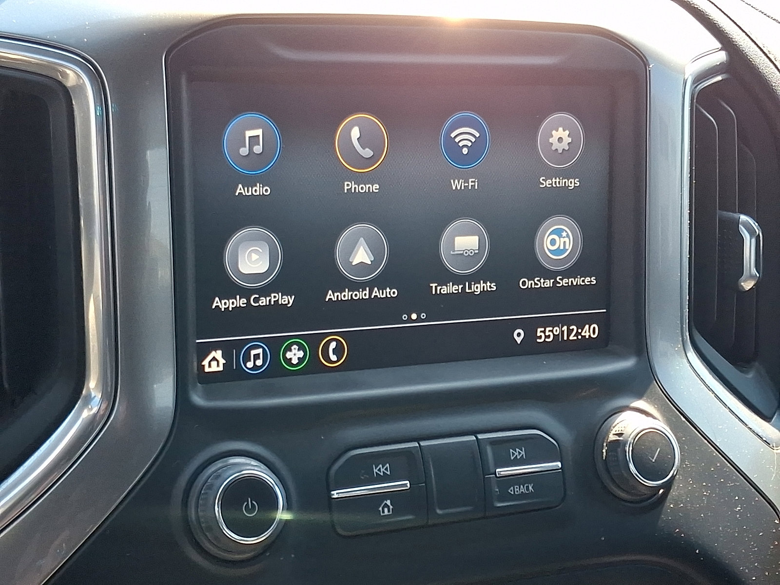 Used 2022 Chevrolet Silverado 1500 LT AWD/4WD image 16