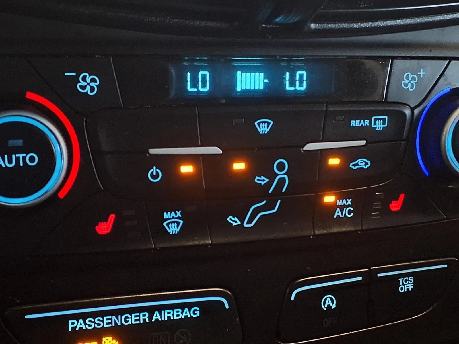 Used 2019 Ford Escape SE AWD/4WD image 24