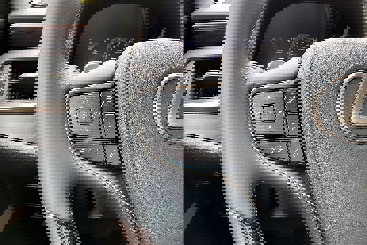 Used 2019 Lexus ES 350 w/ Premium Package image 22