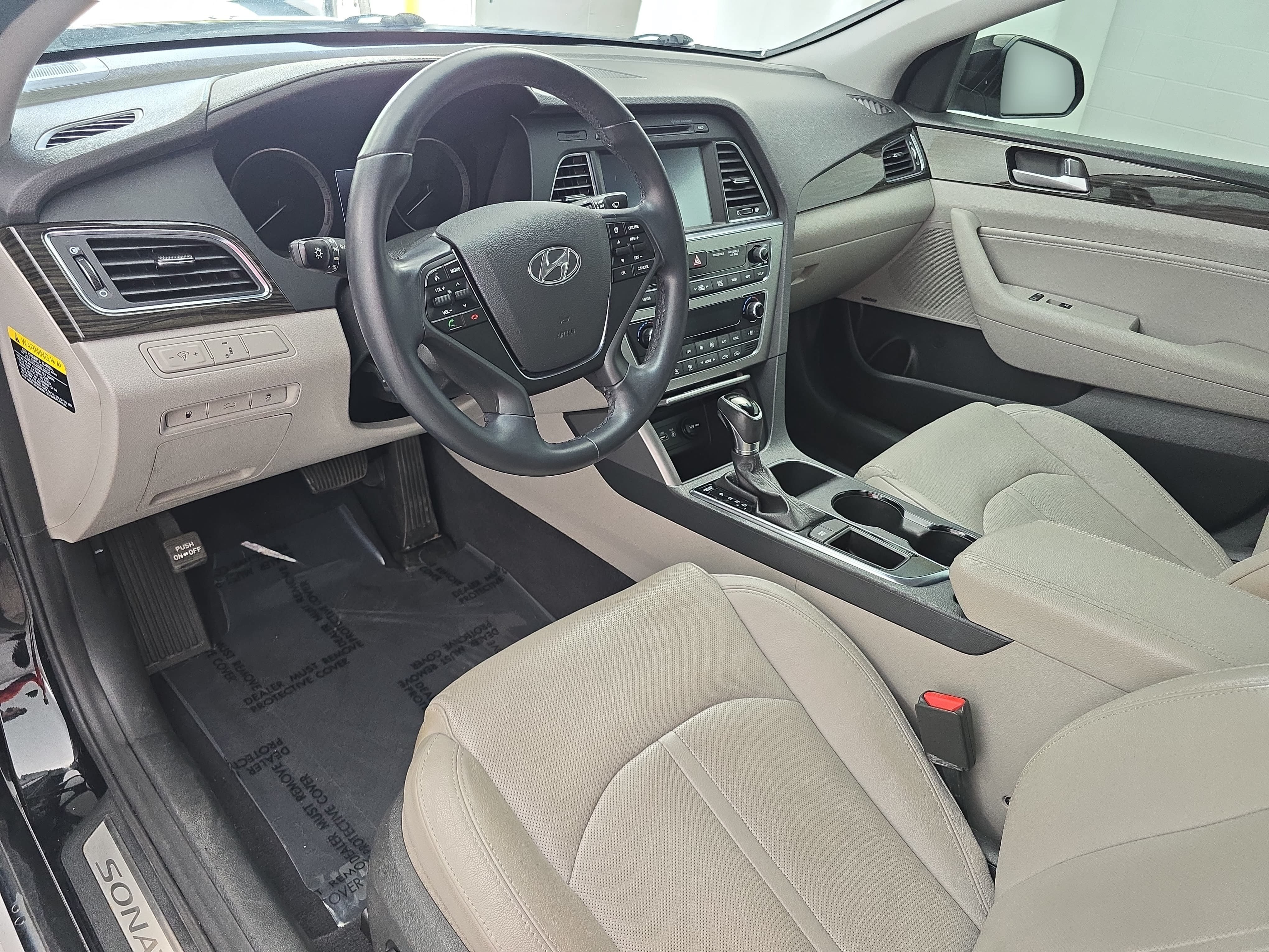 Used 2017 Hyundai Sonata Limited w/ Tech Package 03 FWD image 15