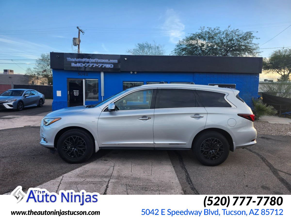 Used 2018 INFINITI QX60 AWD w/ Premium Plus Package