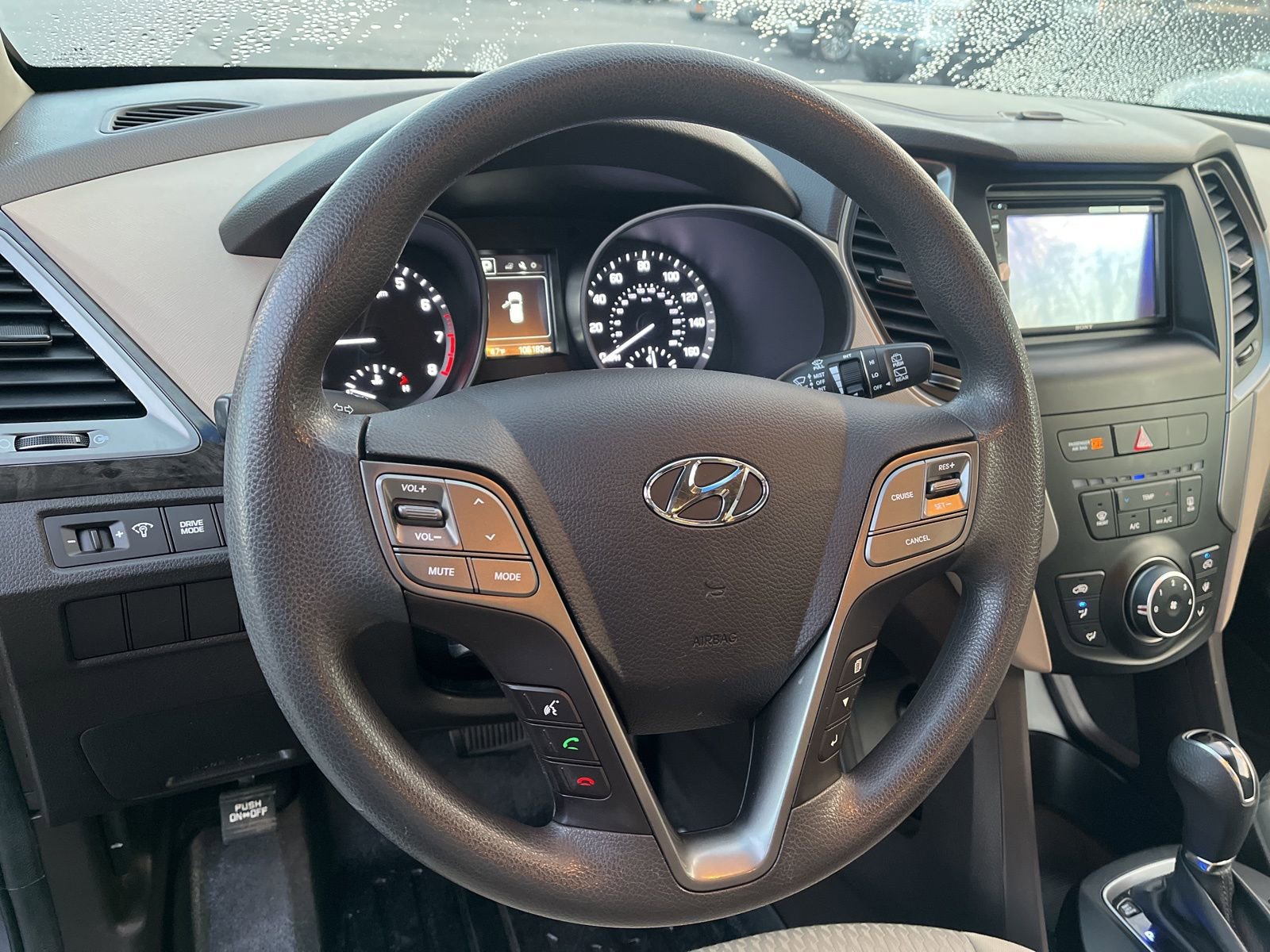 Used 2017 Hyundai Santa Fe Sport image 28