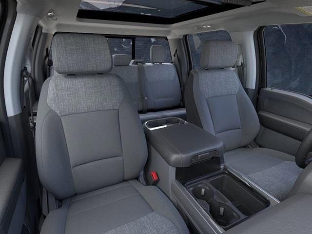 New 2025 Ford F250 XLT w/ Black Appearance Package image 10