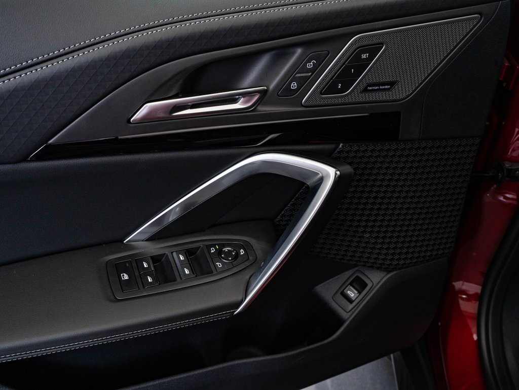 New 2026 BMW X2 xDrive28i w/ Convenience Package image 25