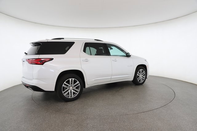Used 2024 Chevrolet Traverse High Country image 19