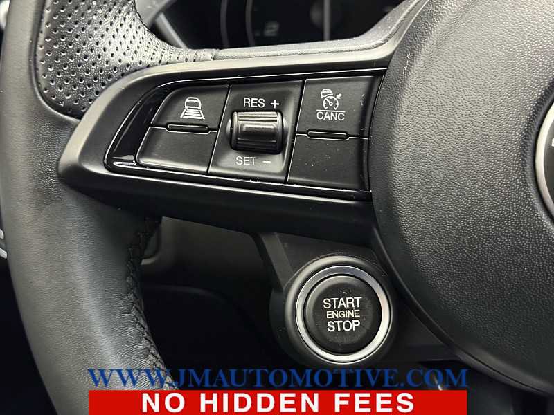 Used 2022 Alfa Romeo Giulia Sprint image 39
