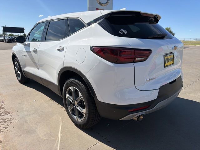 Used 2025 Chevrolet Blazer LT FWD image 5