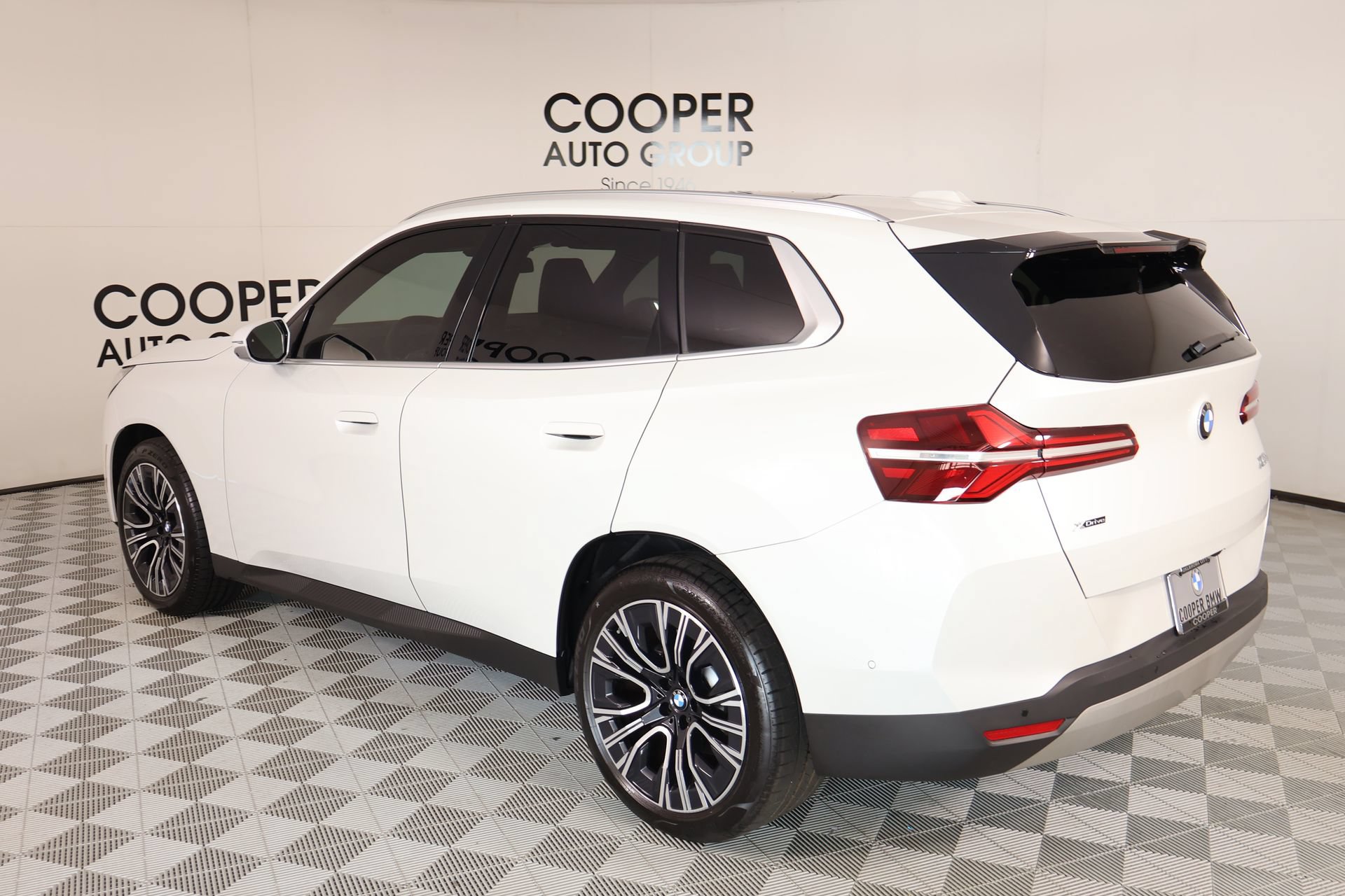 Used 2025 BMW X3 xDrive30i w/ Premium Package AWD/4WD image 24